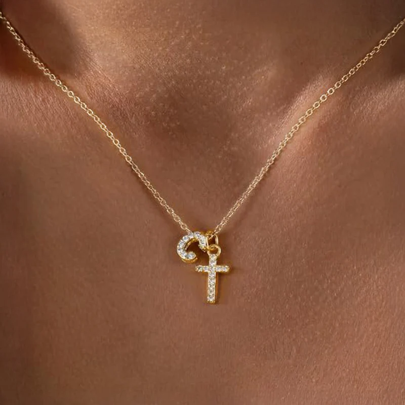 Skanto | Zierliche Diamant-Initialen- & Kreuz-Halskette
