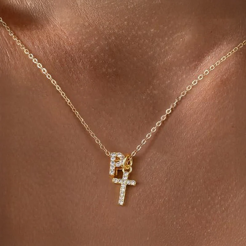 Skanto | Zierliche Diamant-Initialen- & Kreuz-Halskette
