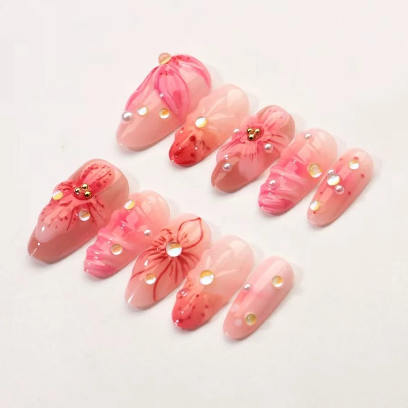 Elegantes Floral Press-On Nagelset Karnz