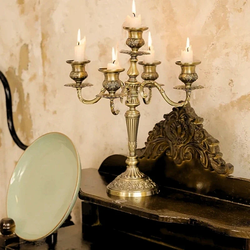 Skanto | GildedNocturne Kerzenleuchter