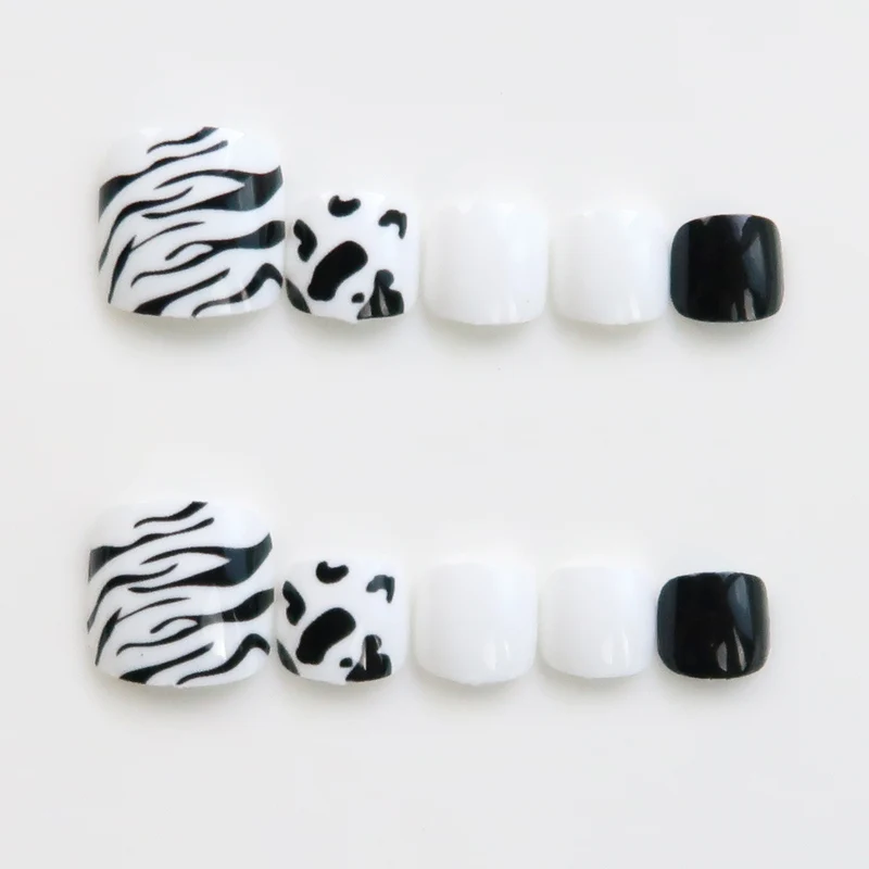 Zebra-Print dekorative Druck-auf Fußnägel Karnz