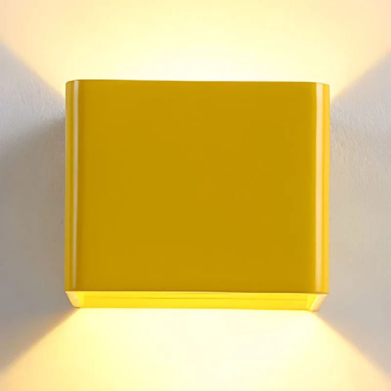 Skanto | Laurion – Moderne Würfel-Wandleuchte | LED-Ambientebeleuchtung für Wohn- & Schlafzimmer