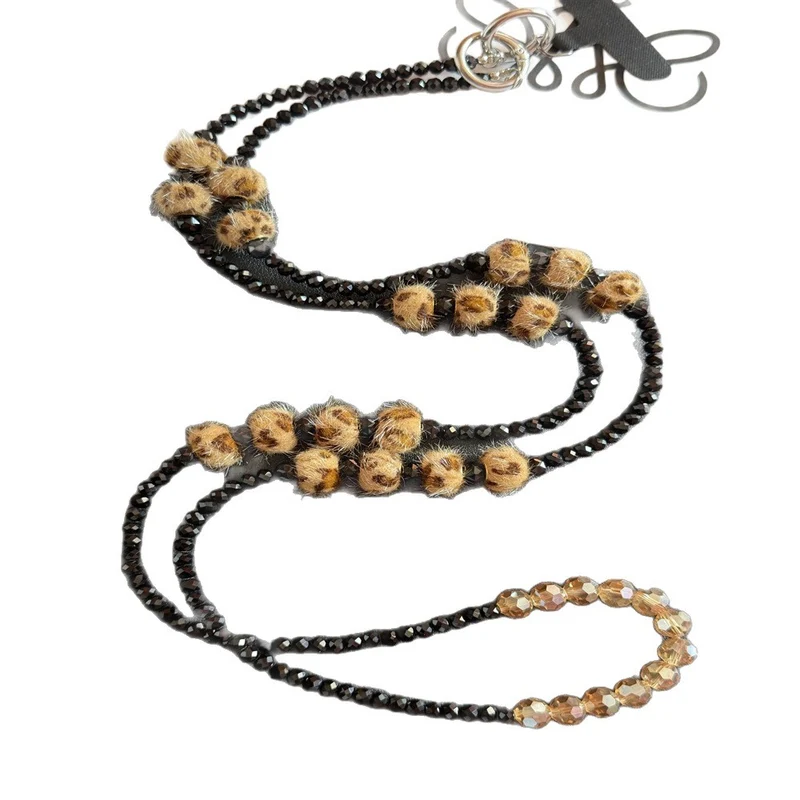 Stylische Perlenkette Brehn