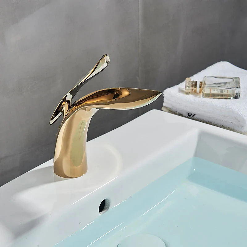 Skanto | Luxuriöser moderner Badezimmerarmatur