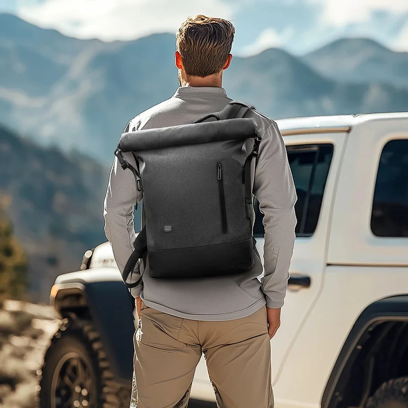 Skanto | URBANTRAIL Rolltop Rucksack – Erweiterbarer und wasserdichter Reiserucksack mit USB-Anschluss und Laptopfach