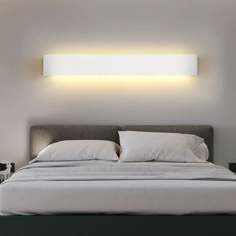 Skanto | Moderne LED-Wandleuchte – Elegantes schwarzes Aluminiumlicht