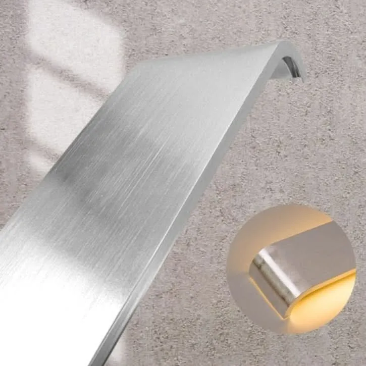 Skanto | Moderne LED-Wandleuchte – Elegantes schwarzes Aluminiumlicht