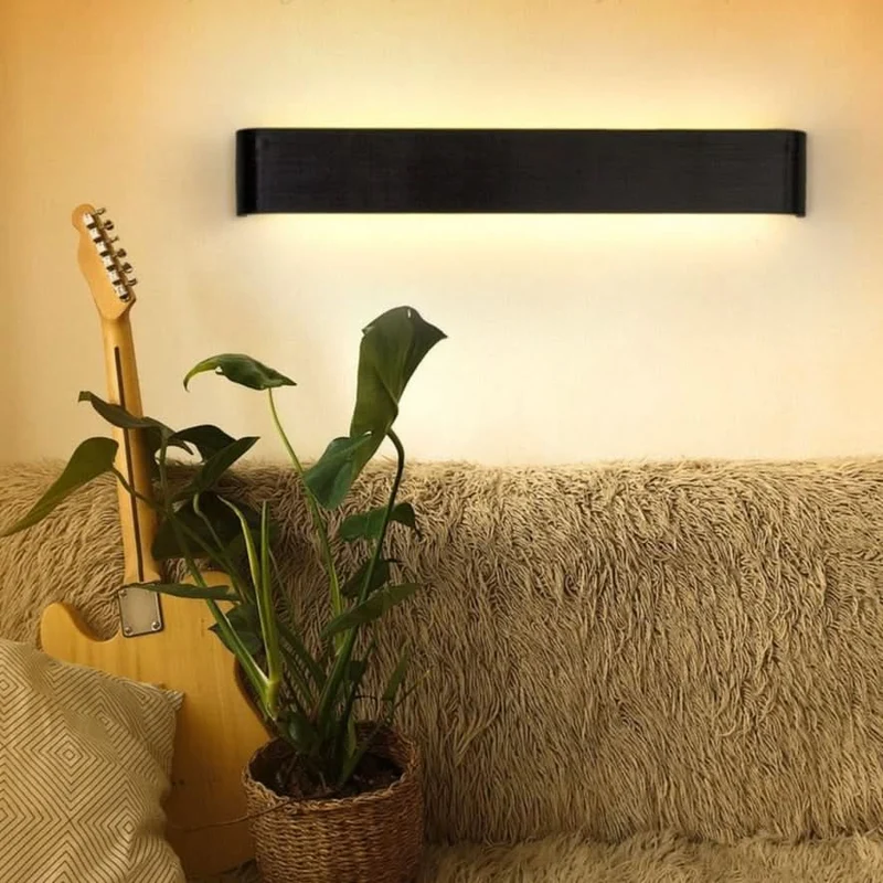 Skanto | Moderne LED-Wandleuchte – Elegantes schwarzes Aluminiumlicht
