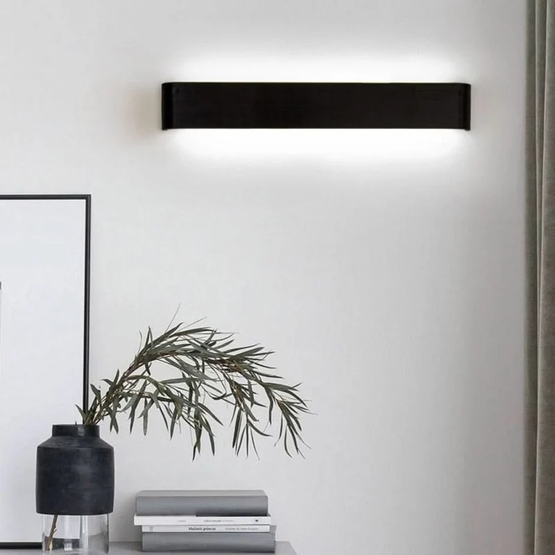 Skanto | Moderne LED-Wandleuchte – Elegantes schwarzes Aluminiumlicht