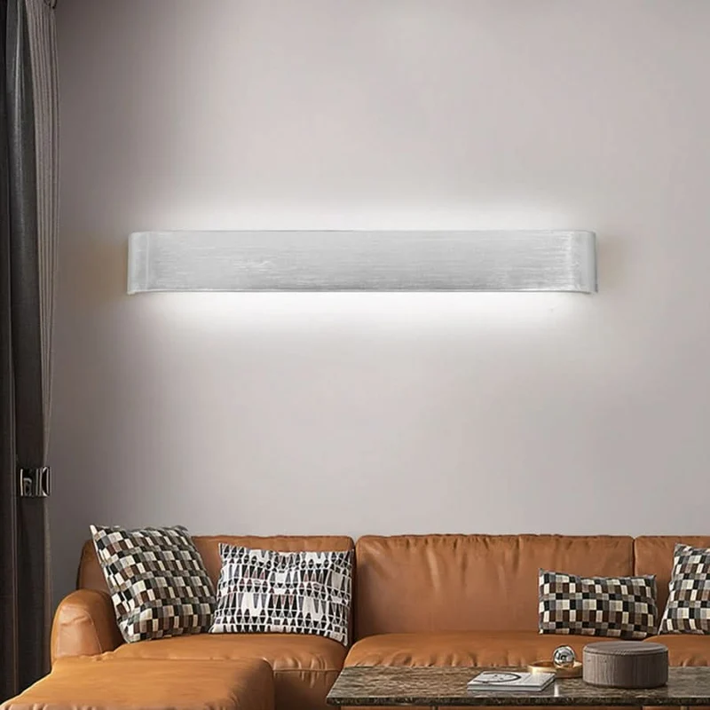 Skanto | Moderne LED-Wandleuchte – Elegantes schwarzes Aluminiumlicht
