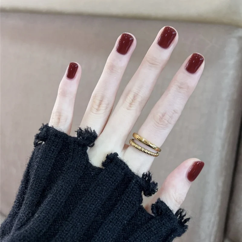 Vielseitige Press-On Nagelkollektion Karnz