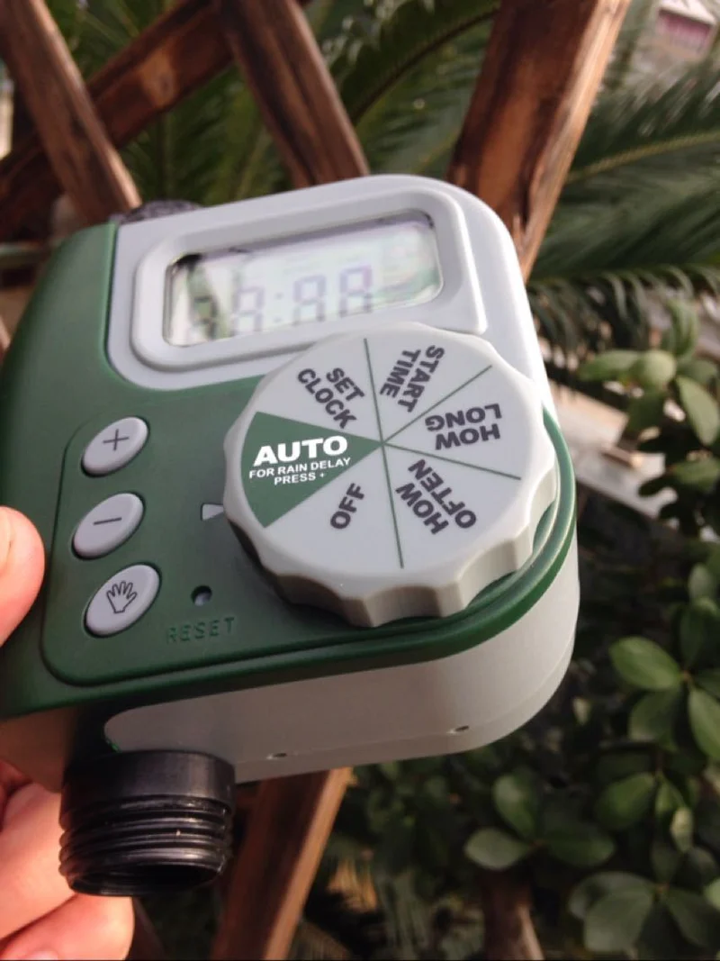 Skanto | Digitaler Gartenbewässerungs-Timer mit LCD-Wasserhahnsteuerung
