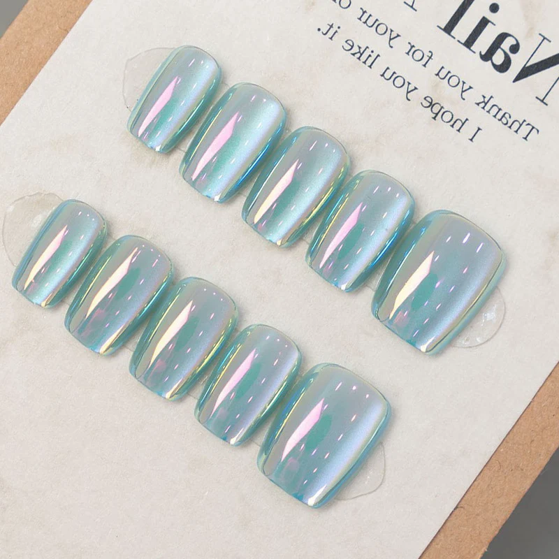 Stylisches Press-On-Nagelset mit schillerndem Finish Karnz