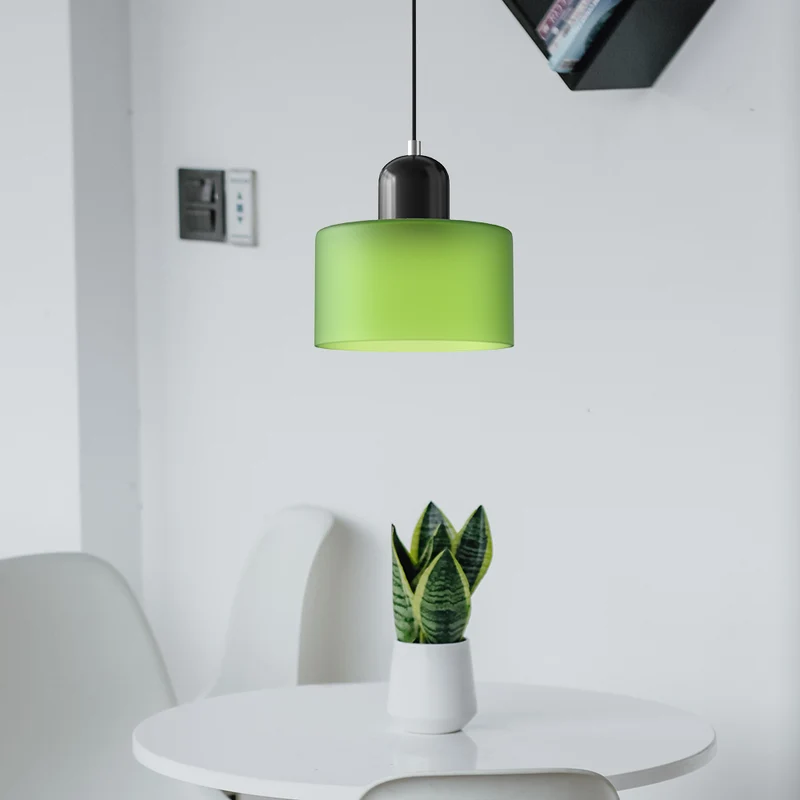 Skanto | Moderne Lampe mit farbigem Glas und geometrischer Form