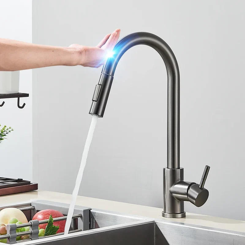 Skanto | Ausziehbarer Küchenarmatur mit Touch-Steuerung und Sensorfunktion