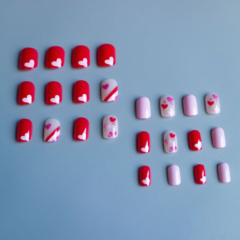 Stylische Nagelkunst Karnz