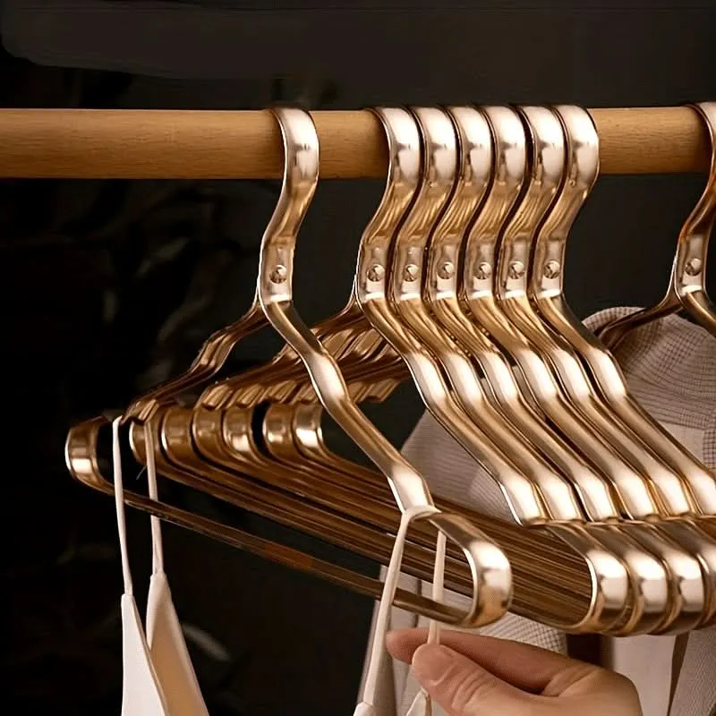 Skanto | Premium-Messing-Kleiderbügel für eine elegante Garderobe