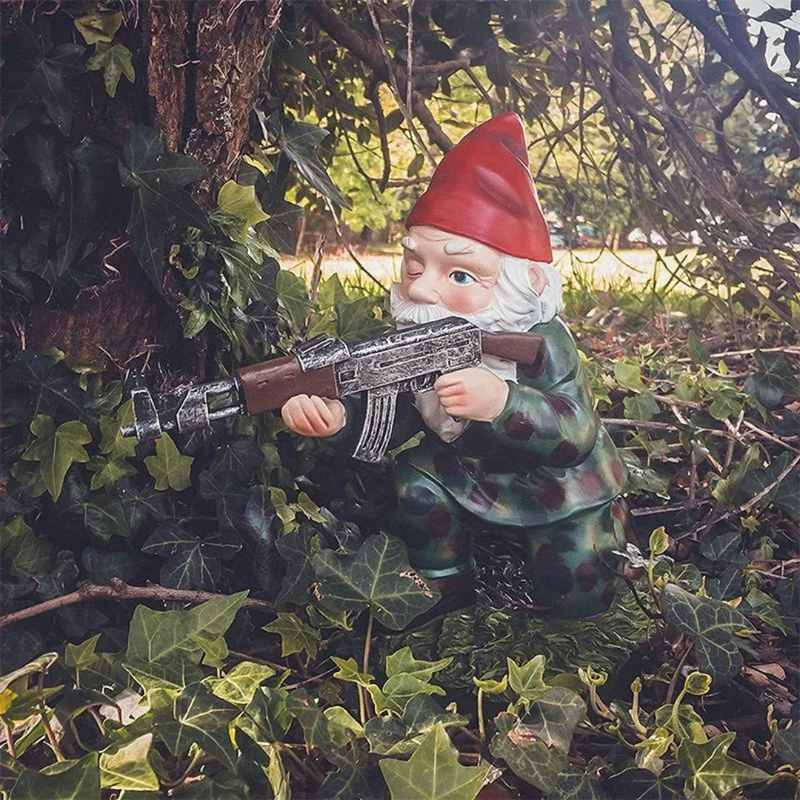 Skanto | Militär-Gartenzwerg