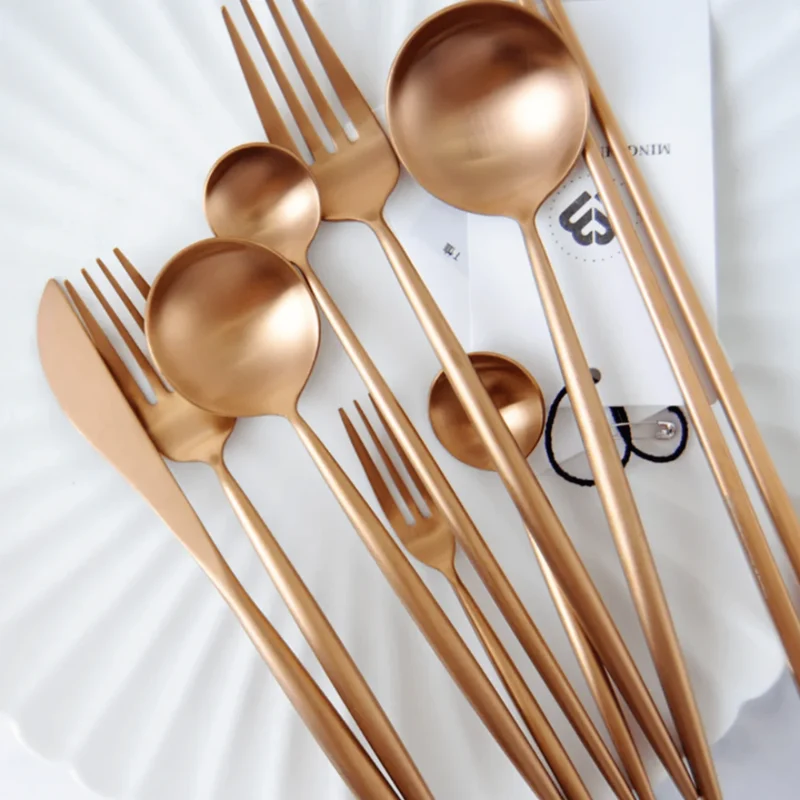 Skanto | Modernes Besteckset aus Edelstahl – 24 Teile