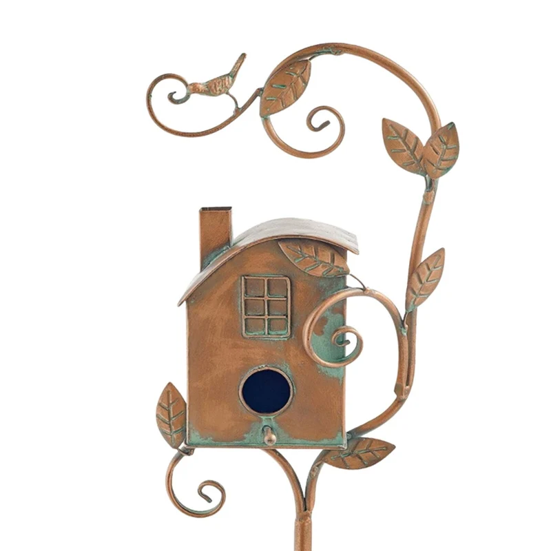 Skanto | Vogelhaus aus Metallkunst auf Gartenstecker