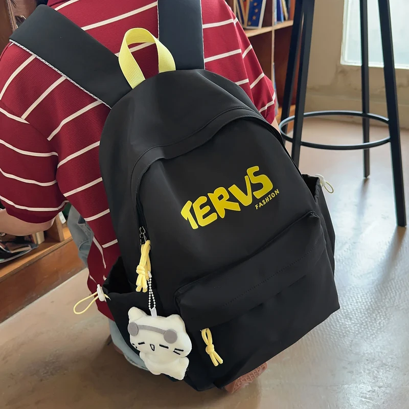 Stylischer lässiger Mini-Rucksack Karnz