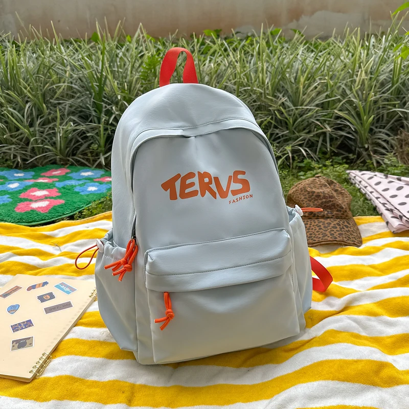 Stylischer lässiger Mini-Rucksack Karnz