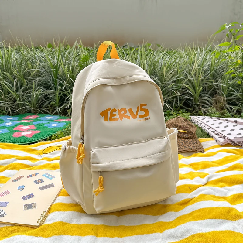 Stylischer lässiger Mini-Rucksack Karnz