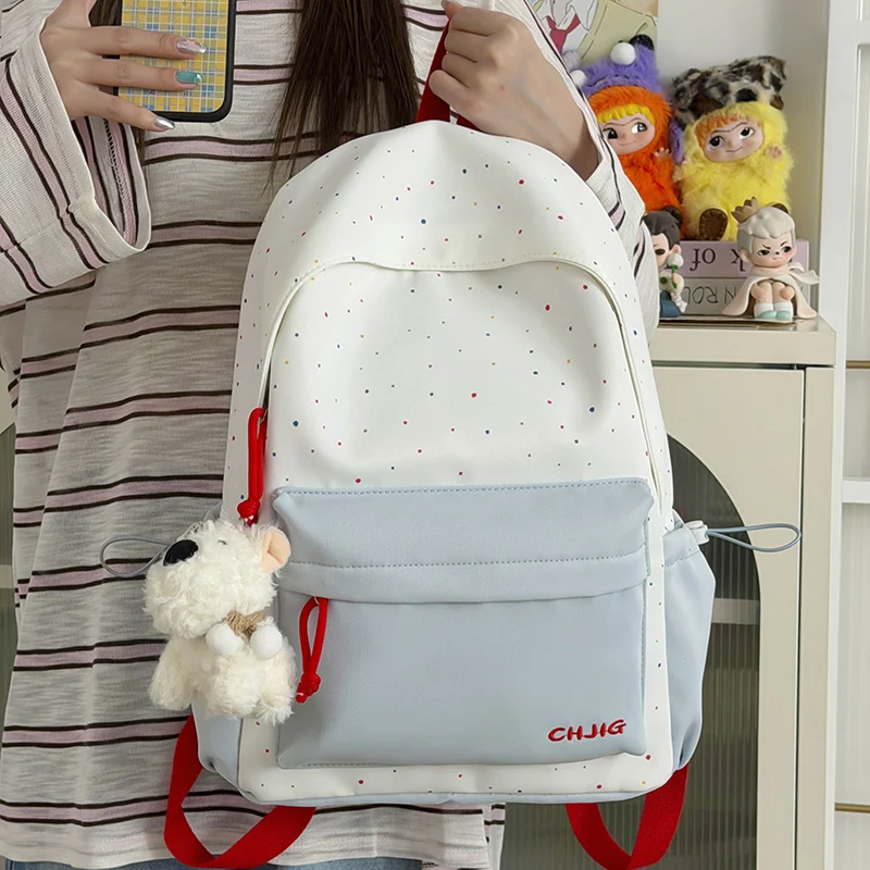 Stylischer lässiger gepunkteter Rucksack Karnz