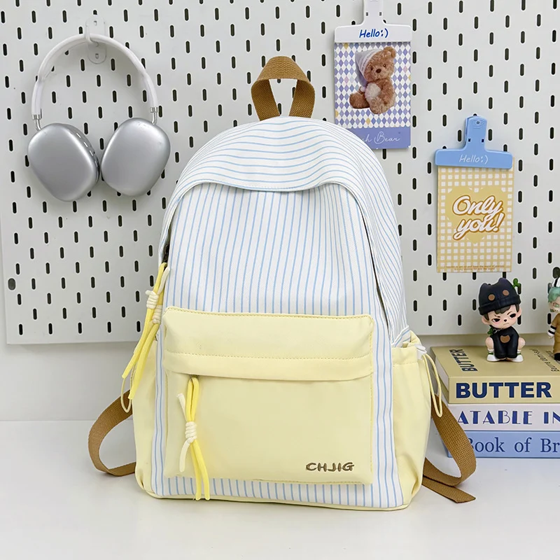 Stylischer lässiger gepunkteter Rucksack Karnz