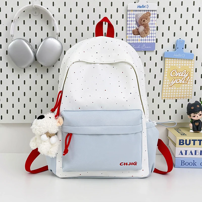 Stylischer lässiger gepunkteter Rucksack Karnz
