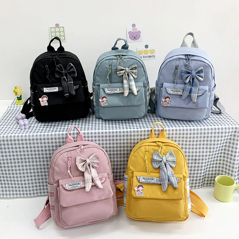 Stylischer lässiger Rucksack mit Schleifenverzierung Karnz