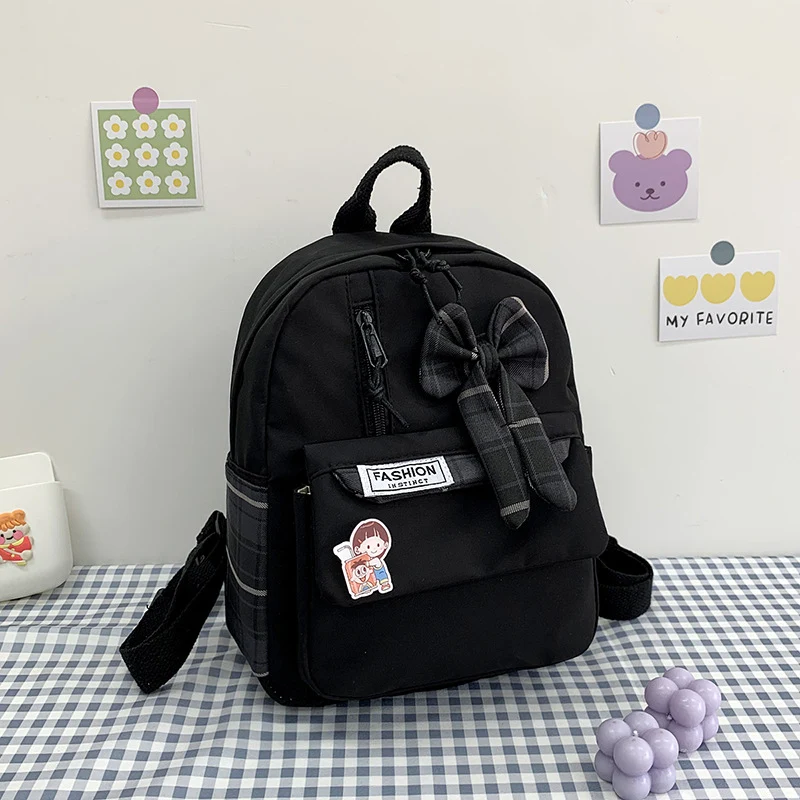 Stylischer lässiger Rucksack mit Schleifenverzierung Karnz