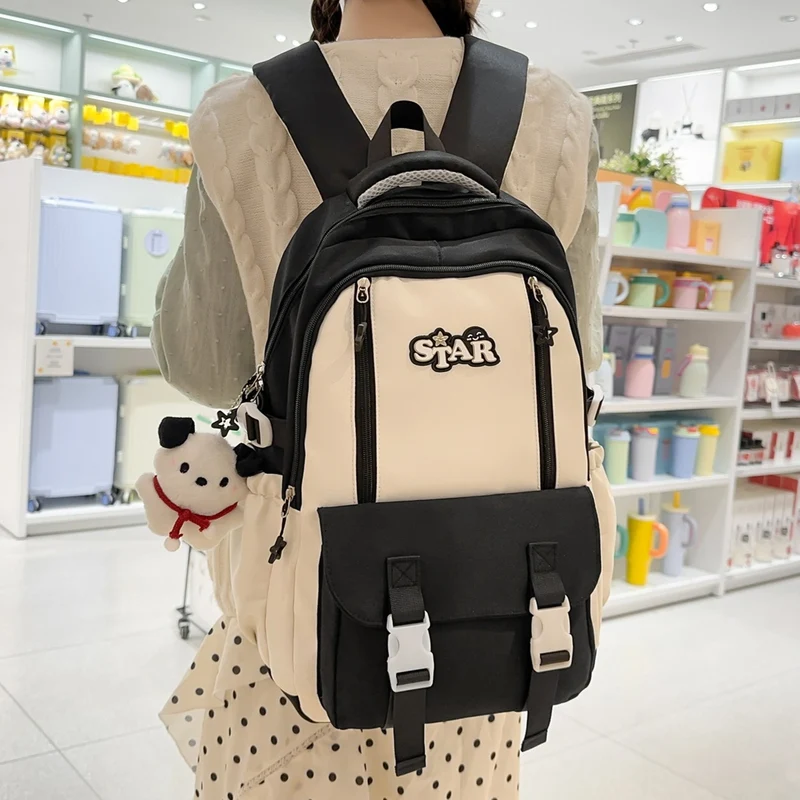 Stylischer Freizeit-Rucksack mit Stern-Akzent Karnz