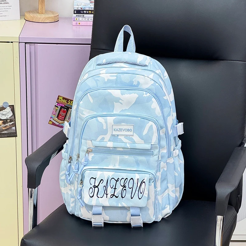 Stylische Freizeit-Rucksack mit Multi-Taschen-Design Karnz