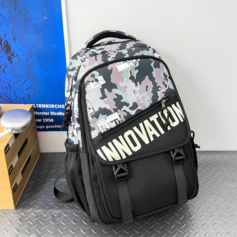 Stylische Camo-Print-Rucksack Karnz
