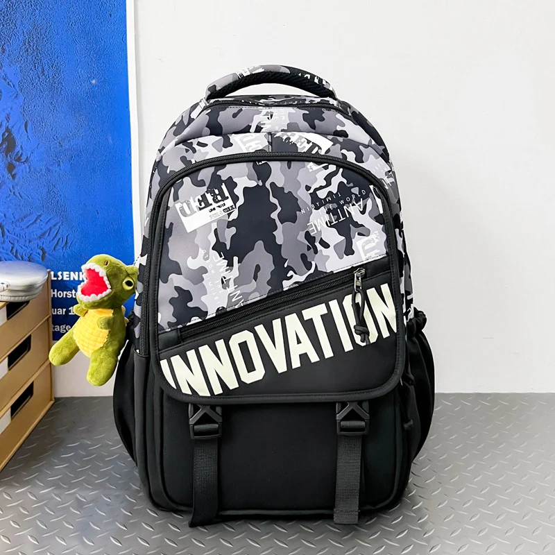 Stylische Camo-Print-Rucksack Karnz