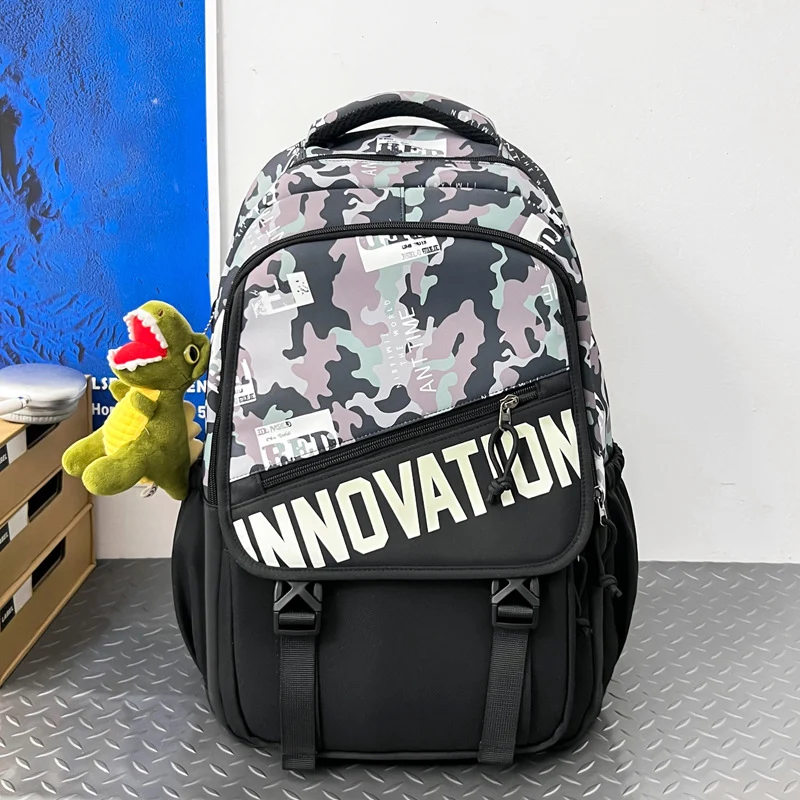 Stylische Camo-Print-Rucksack Karnz