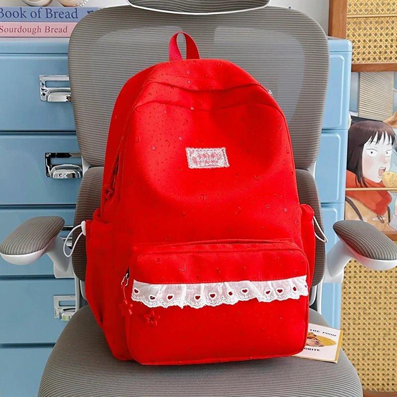 Stilvoller Rucksack mit dekorativen Akzenten Karnz