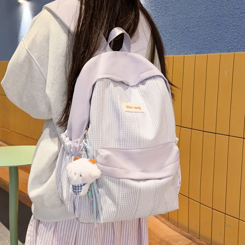 Stylischer und funktionaler Rucksack Karnz