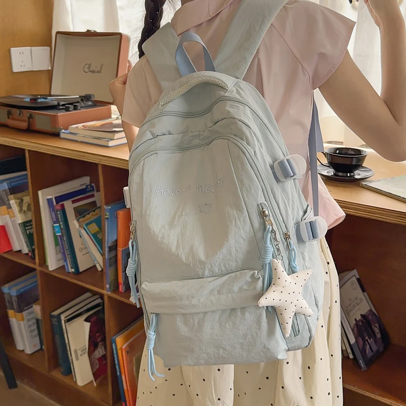 Multi-Taschen Freizeit-Rucksack mit inspirierendem Zitat Karnz