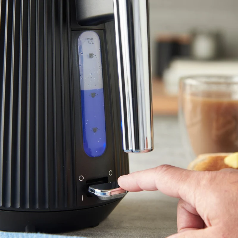Russell Hobbs Bronte 1.7L Wasserkocher - Schwarz | 26750