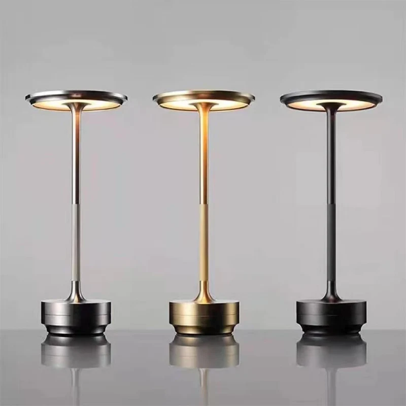 Moderne Minimalistische Tischlampe