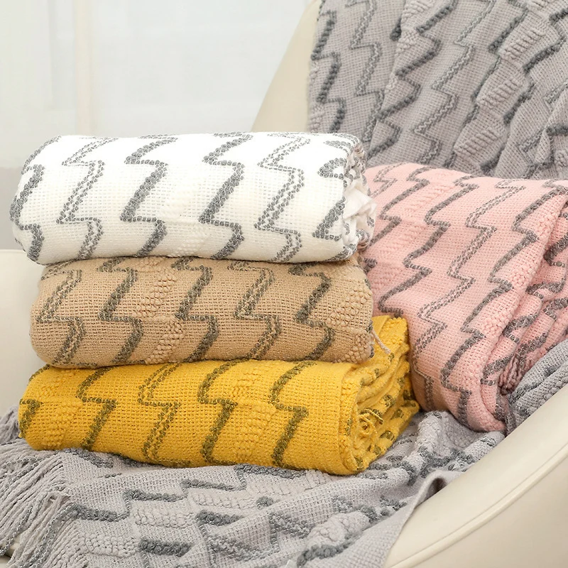 Gemütliche Strickwurfdecke