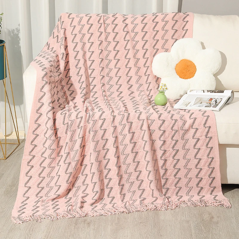 Gemütliche Strickwurfdecke