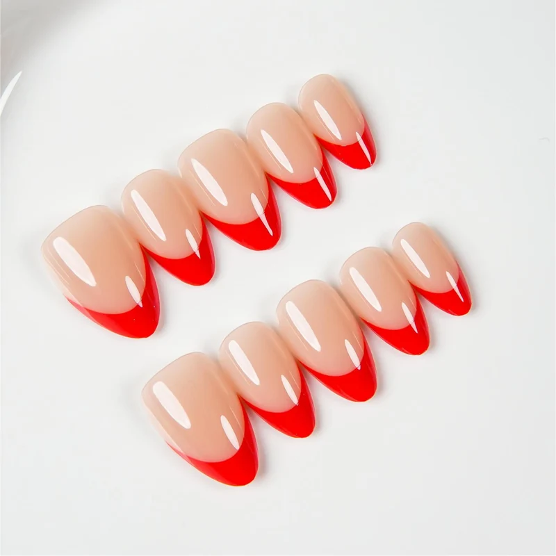 Stylische Stiletto Press-On Nägel mit Ombre-Spitzen-Design