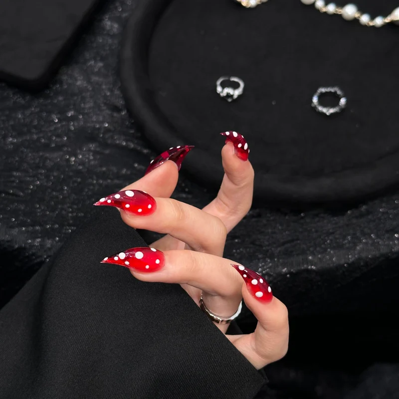 Stilvolle Stiletto Press-On Nägel