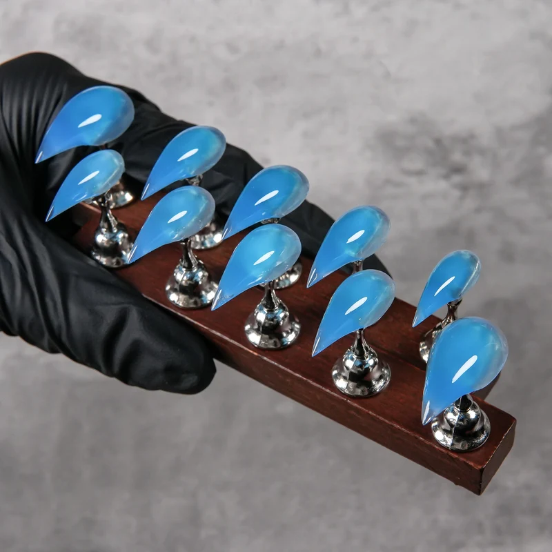 Stylisches Stiletto Press-On Nail Set