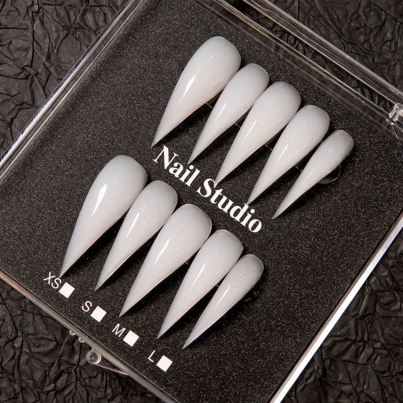 Stiletto-förmige Drucknagelset