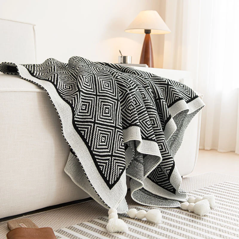 Dekorativer gestrickter Wurfdecke