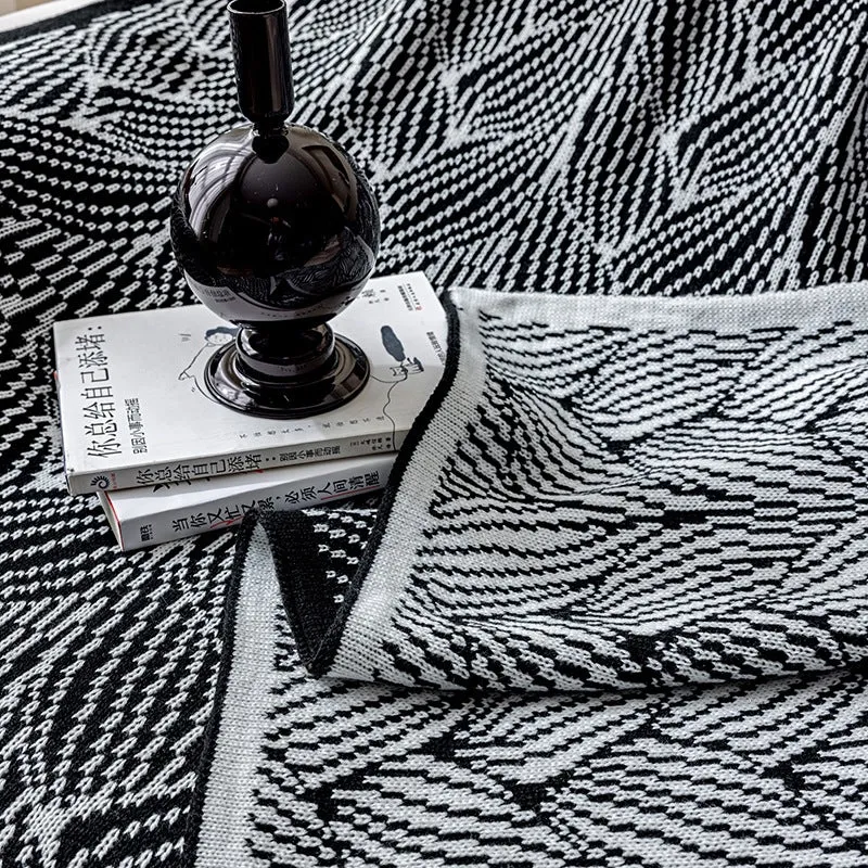 Dekorativer Strickwurfdecke